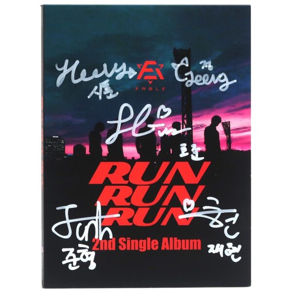 10-5707.jpg Fable - Run Run Run Signed Autographed CD Single Album 2021 K-Pop