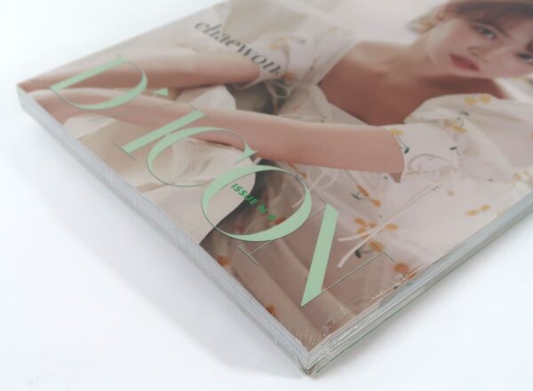 IZ*ONE D'Icon Issue 8 Summer 2020 Chaewon Cover Sealed Full Set
