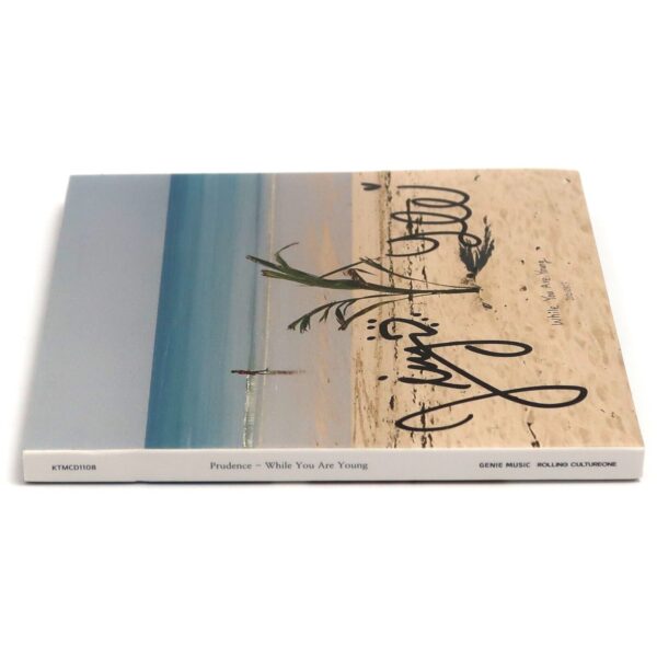 10-2572.jpg Prudence - While You Are Young Signed Autographed Single Album CD 2021 K-Pop