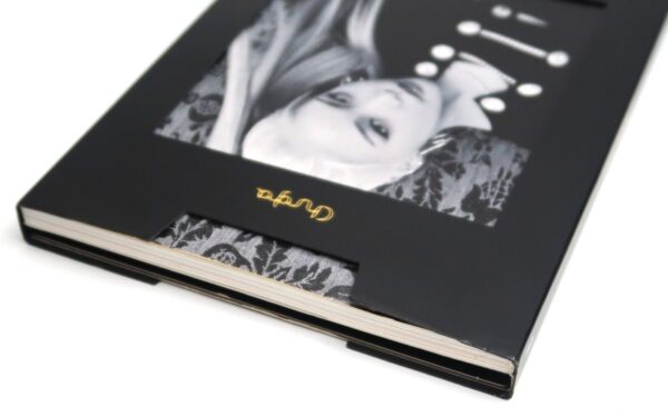 Chungha - Flourishing 4th Mini Album CD + Photocard K-Pop 2019