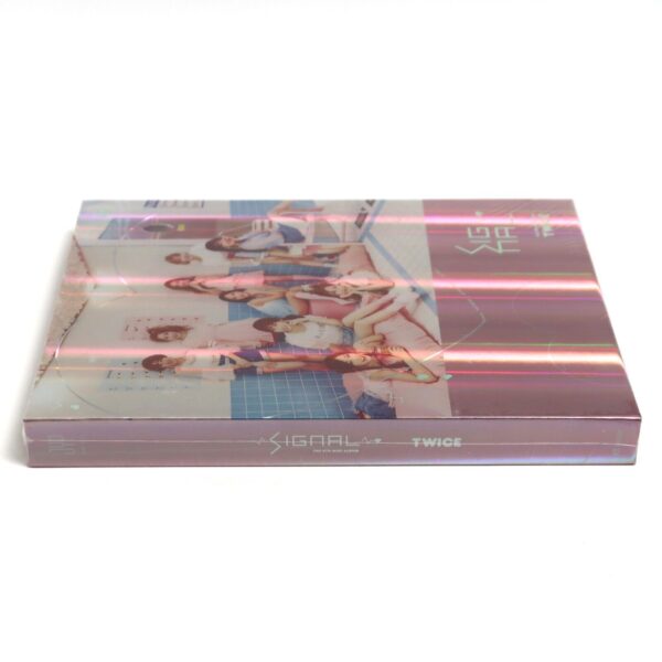 10-8733.jpg Twice - Signal All Versions Factory Sealed + Pre-Order Photocard Set 2017