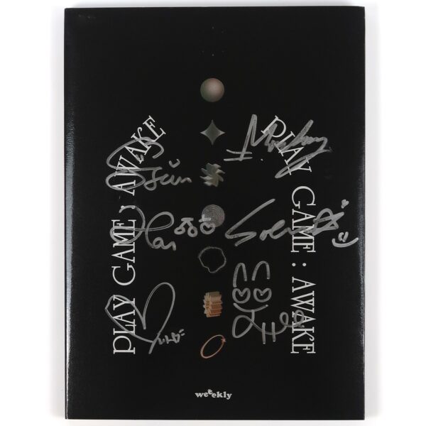 IMG_5712 Weeekly - Play Game Awake Signed Autographed + Message CD Album Promo K-Pop 2022