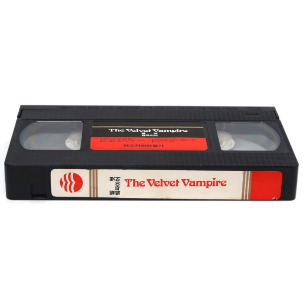The Velvet Vampire (1971) Korean VHS Rental Video [NTSC] Korea Horror