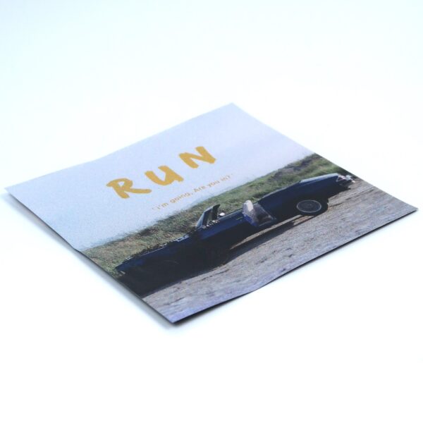 Grizzly x Chung Ha - Run CD Single Album K-Pop 2019 Chungha