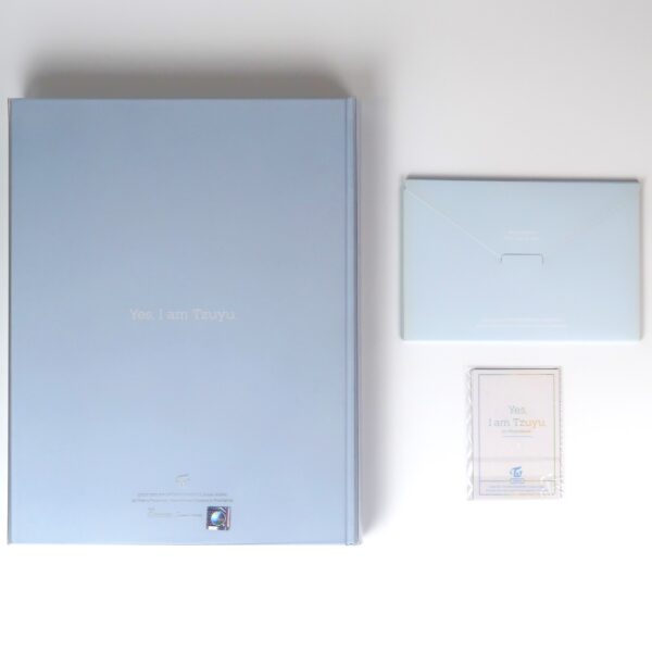 IMG_4112 Twice Yes, I am Tzuyu 1st Photobook Blue Version + Postcards + Photocards 2021