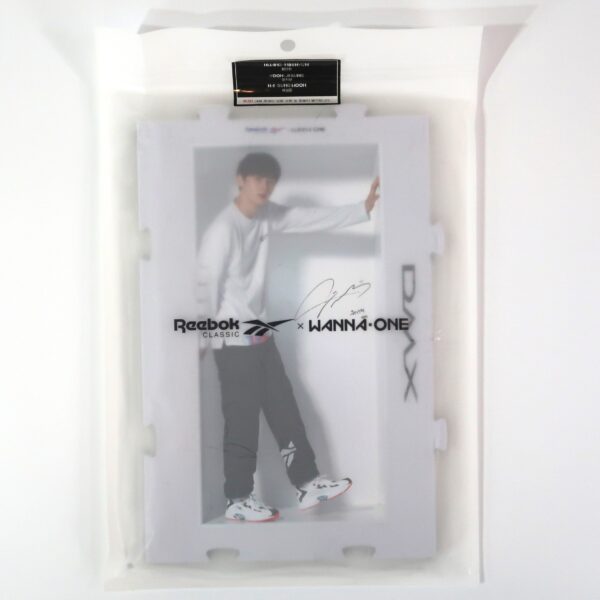 Reebok Classic x Wanna One Min Hyun / Ju Sung / Sung Woon Photo Pieces