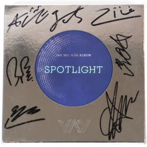 IMG_9640 VAV - Spotlight Signed Autographed CD Mini Album Promo K-Pop 2018