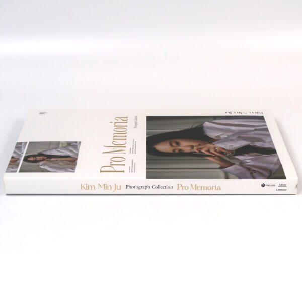Kim Min Ju Pro Memoria Photograph Collection Photobook + PC's Complete Set