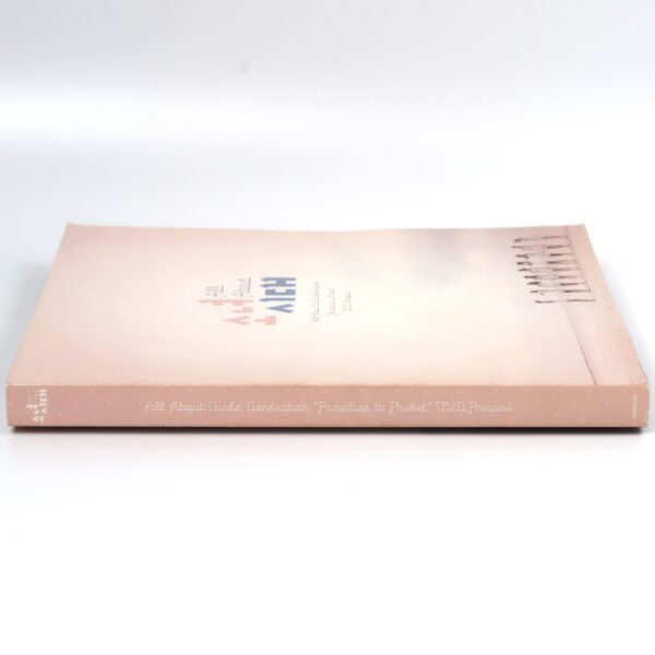 IMG_7638 All About Girls' Generation Paradise in Phuket Photobook SNSD 2011
