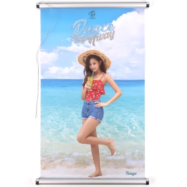 TWICE トレカケース Dance The Night Away s-l400.jpg