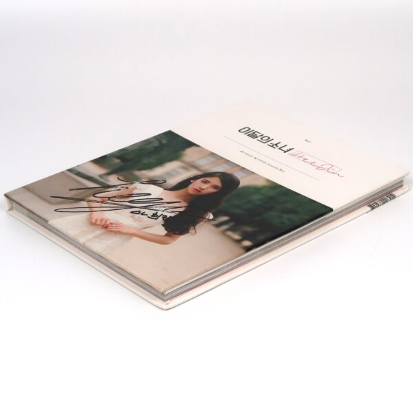 Loona Heejin - Vivid Signed Autographed CD 1st Single Album Promo
