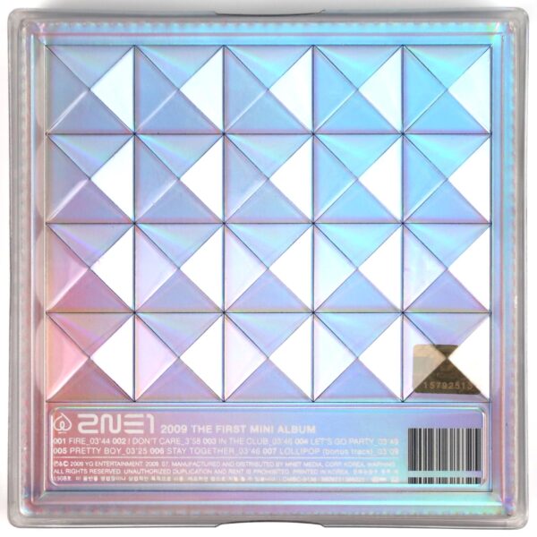 2NE1韓国版の直筆サイン入りアルバム 2NE1 - First Mini Album Signed Autographed CD Album 2009 - Korea Disco