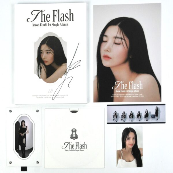 DSC_4323 Kwon Eunbi - The Flash Signed Autographed Promo CD Album K-pop 2023 IZ*ONE