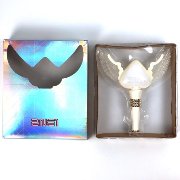 2NE1 Spade Wing Lightstick White Light Stick [not working, read]