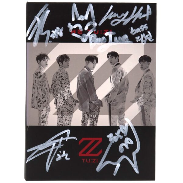 Tu:Zi - We Tu:Zi Signed Autographed CD Album Promo K-Pop 2020 2Z Tuzi