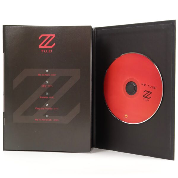 Tu:Zi - We Tu:Zi Signed Autographed CD Album Promo K-Pop 2020 2Z Tuzi