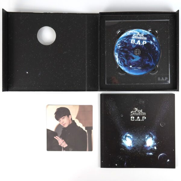 B.A.P - First Sensibility Album CD + Youngjae Photocard K-Pop 2014