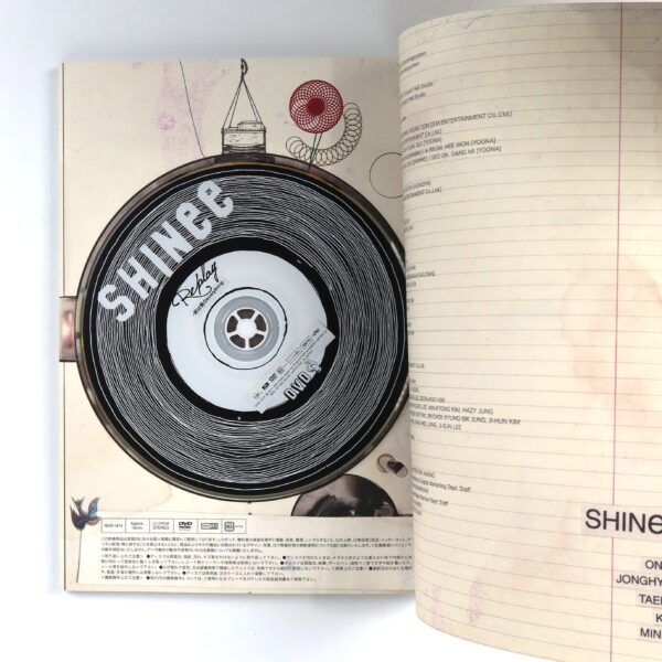 Shinee - Replay Japan Album CD + DVD + Postcard K-Pop 2011