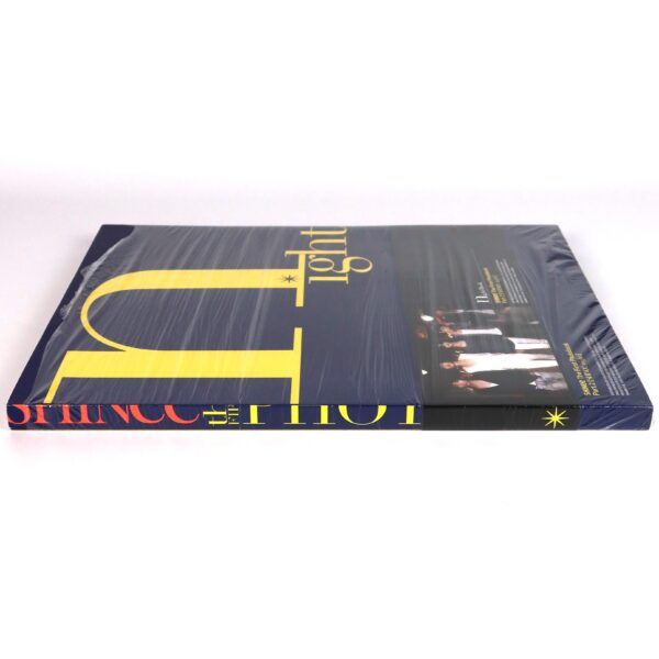 Shinee The First Photobook Day & Night Version Set DVD K-Pop 2009