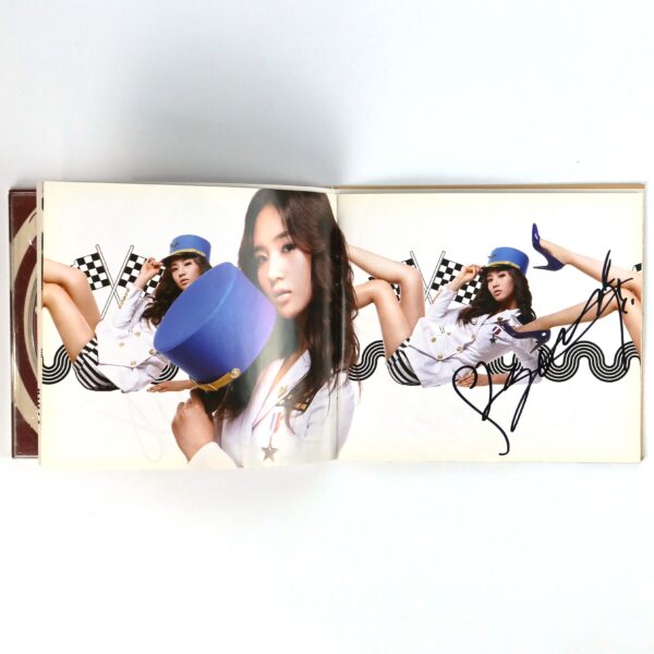 Girls' Generation - The Second Mini Album Pages Signed Autographed CD K-Pop 2009