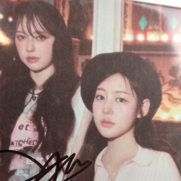 Fifty Fifty - Love Tune [Tune Ver.] Signed Autographed Album CD Promo