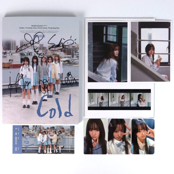 Young Posse - Cold [Photobook Ver.] Mwave Signed Album CD + POB PC K-Pop 2025