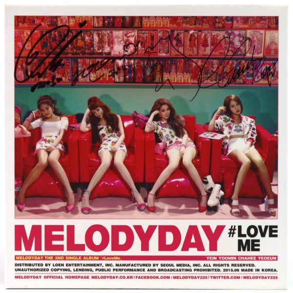 Melody Day - Love Me Signed Autographed CD Single Album K-Pop 2015 Melodyday