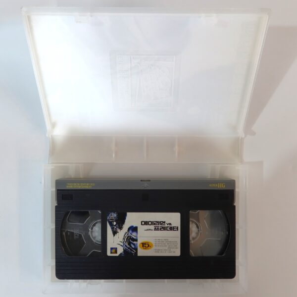AVP Alien vs. Predator (2004) Korean VHS Rental [NTSC] Korea Horror