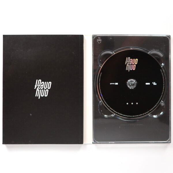 Onlyoneof - Dot Point Jump CD Album Promo K-Pop 2019
