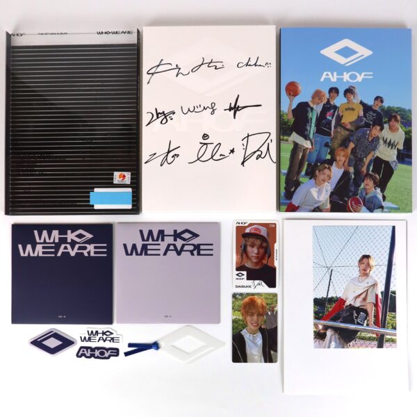 Izna - Not Just Pretty 2nd Mini Album Signed Autographed CD Promo K-Pop 2025