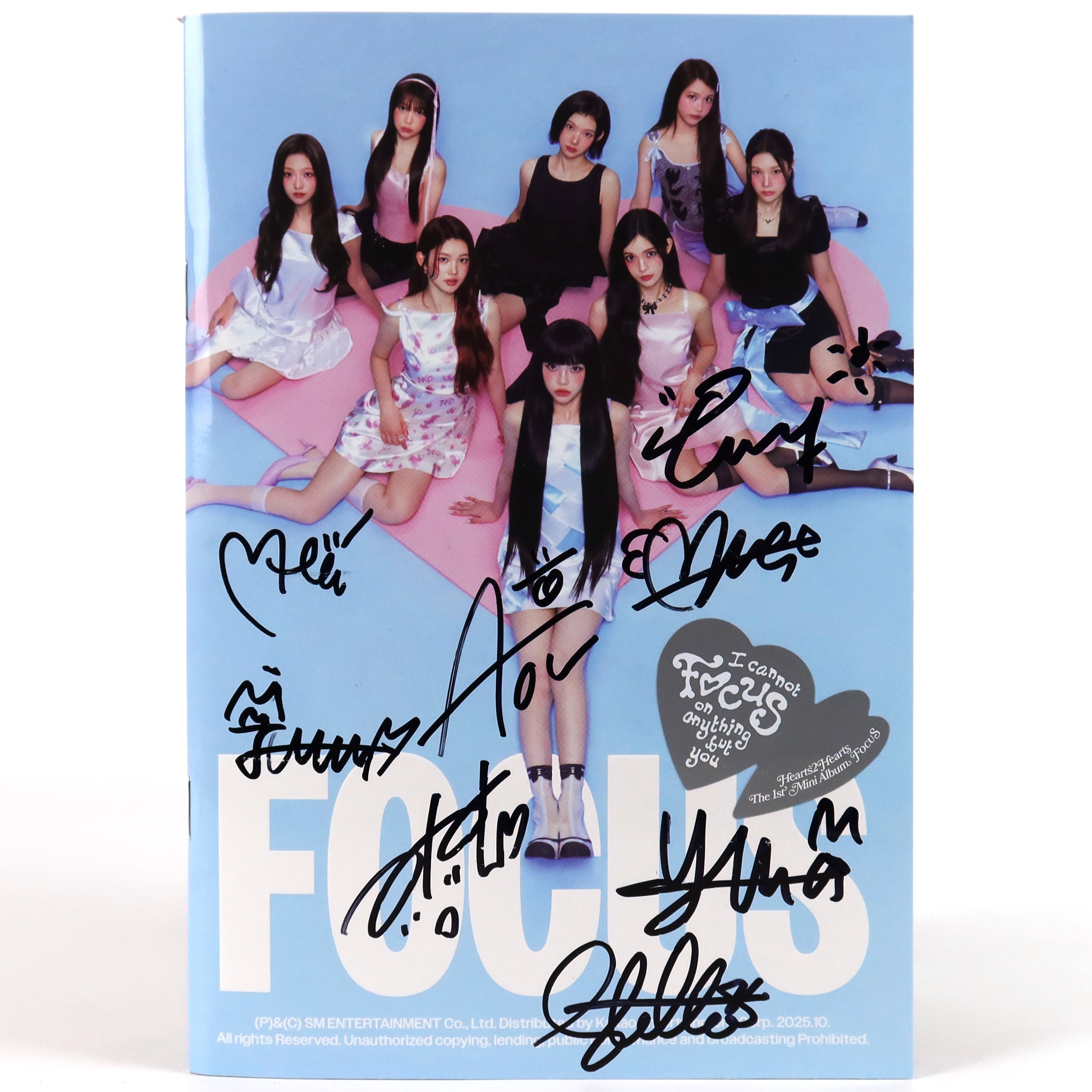 Hearts2Hearts サインアルバム Hearts2Hearts - Focus 1st Mini Album Signed Autographed CD Promo