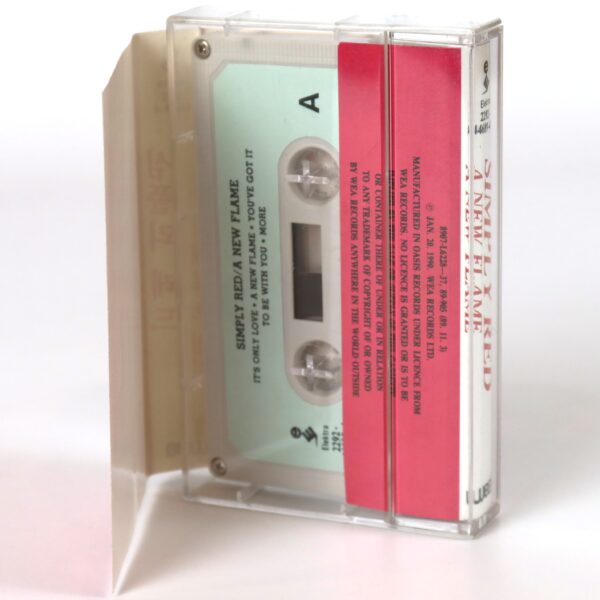 Simply Red - A New Flame Album Korean Cassette Tape Korea