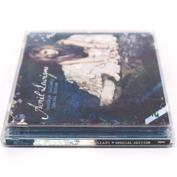 Avril Lavigne - Goodbye Lullaby Special Edition Korean Album CD Korea