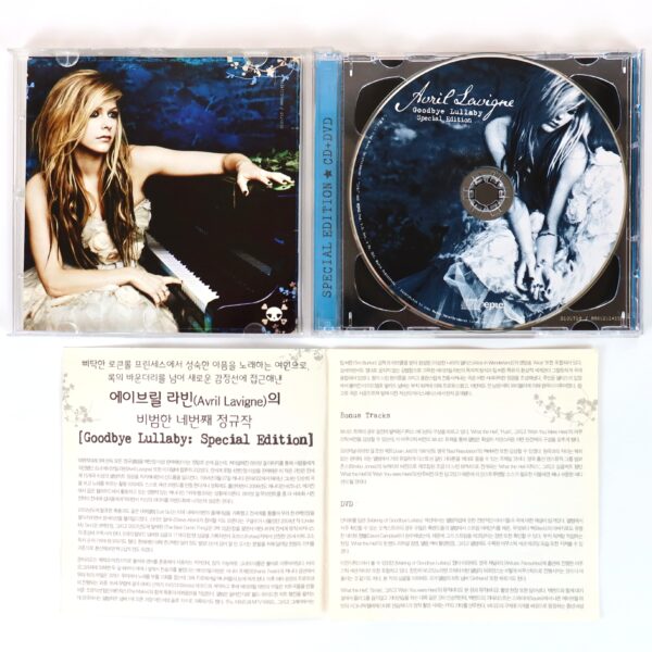 Avril Lavigne - Goodbye Lullaby Special Edition Korean Album CD Korea