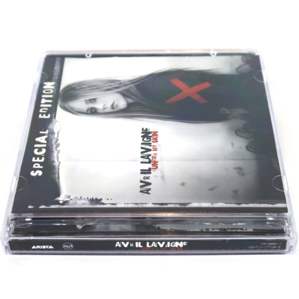 Avril Lavigne - Under My Skin Special Edition Korean Album CD DVD Poster Korea