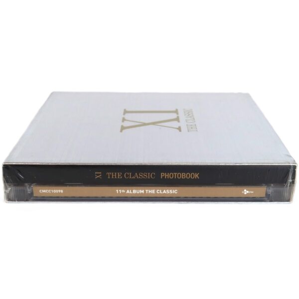 Shinhwa - XI The Classic 11th Album CD Sealed 2013 K-Pop