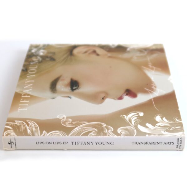 Tiffany Young - Lips On Lips 2nd Mini Album CD + Photocards 2019