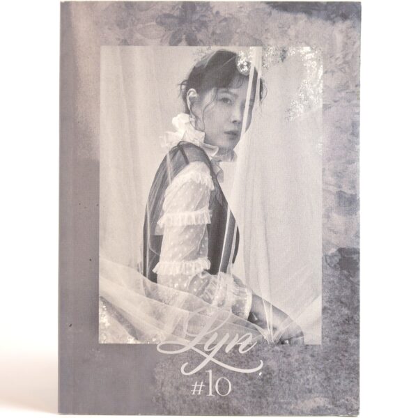 Lyn - #10 Album CD Promo K-Pop 2018