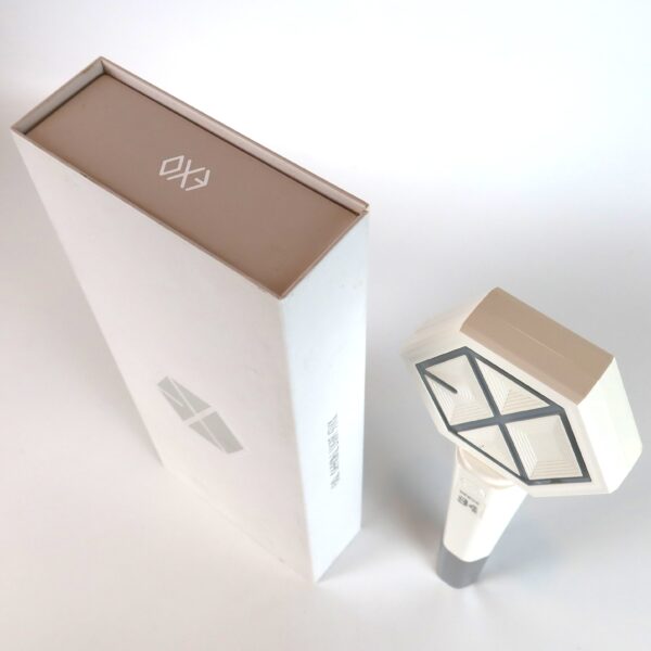 Exo Official Light Stick Ver. 2 + Baekhyun Strap White Lightstick