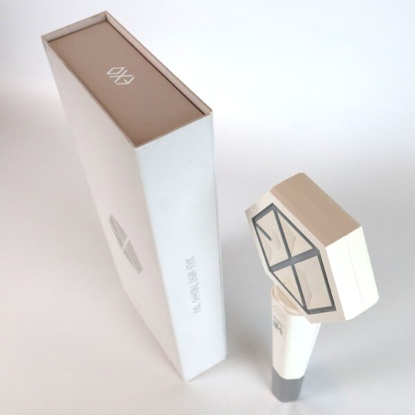 Exo Official Light Stick Ver. 2 + Baekhyun Strap White Lightstick