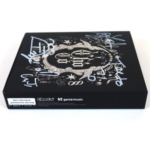 ChoCo1&2 - ChoCo La Familia 1st Mini Album Signed Autographed CD Promo 2026
