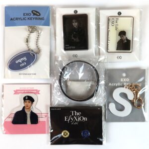 Exo - Suho 7 x SM Official Goods Set Badge Keyring Wristband Etc