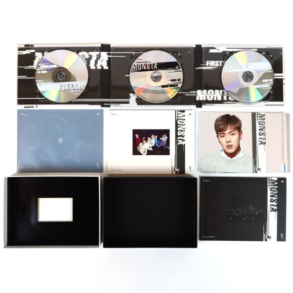 Monsta X - Montories 1st DVD Set Kihyun Signed 2017