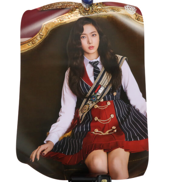GFriend 2018 First Concert Season Of GFriend Concert Goods: Poster Set [read]