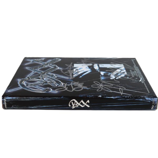 IMG_7989 Purple Kiss - BXX 6th Mini Album Signed Autographed Promo CD 2024