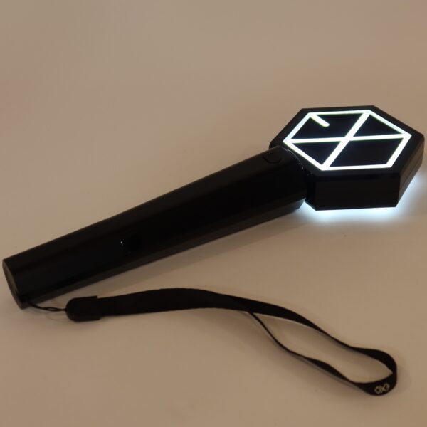 IMG_0031 Exo Official Light Stick Ver. 1 Complete Set Black Lightstick