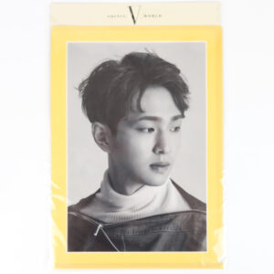 Shinee – Shinee World V Onew L Holder 2016