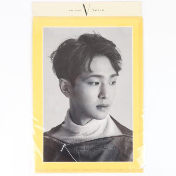 Shinee – Shinee World V Onew L Holder 2016