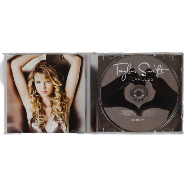 Taylor Swift - Fearless Korean Album CD + Insert Korea