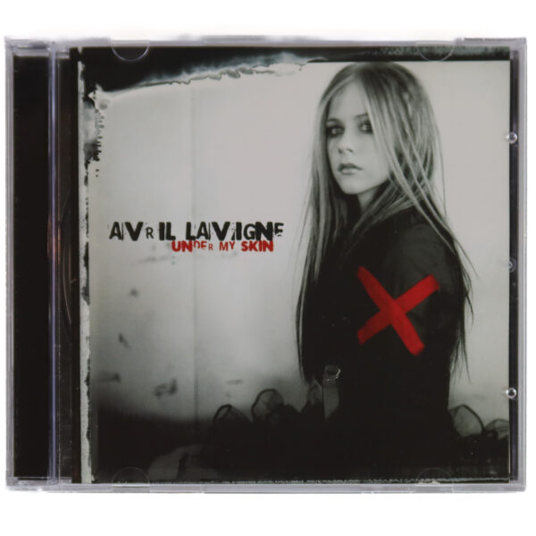 IMG_9248 Avril Lavigne - Under My Skin Album Korean CD + Mini Poster Korea